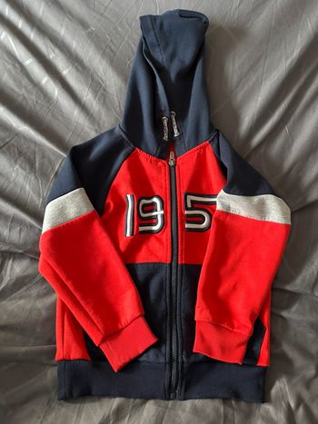 sweatshirt lulu castagnette 6 ans