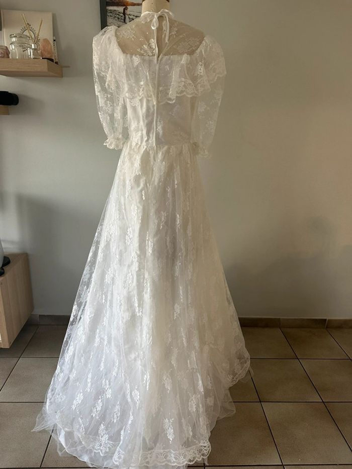 Robe de mariée dentelle créatrice T46 - photo numéro 4