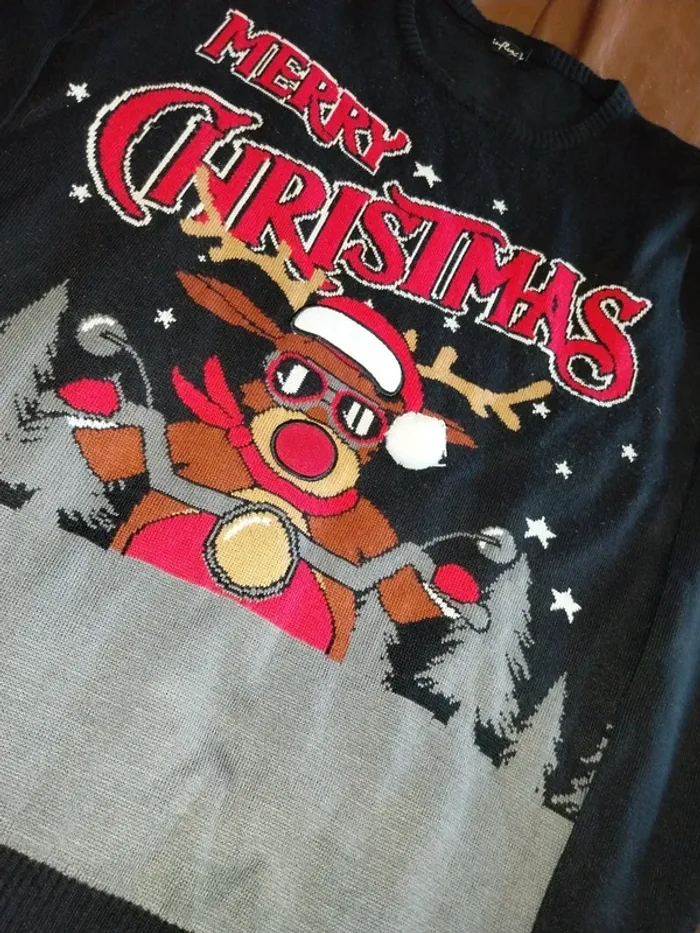 Pull noël 🎅 - photo numéro 2