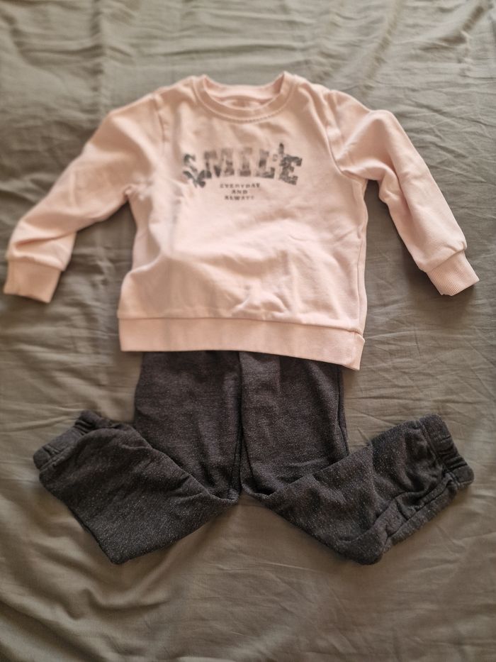Ensemble pull jogging 5ans - photo numéro 1