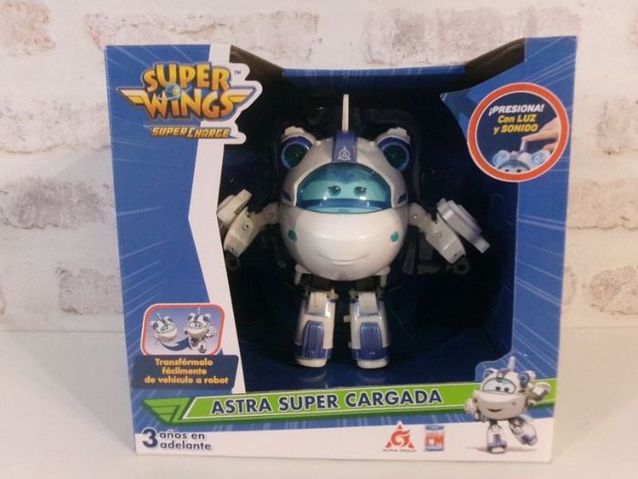 Super Wings - Astra Super Cargada