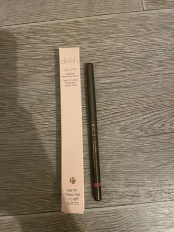 Delilah Lip Line Buff