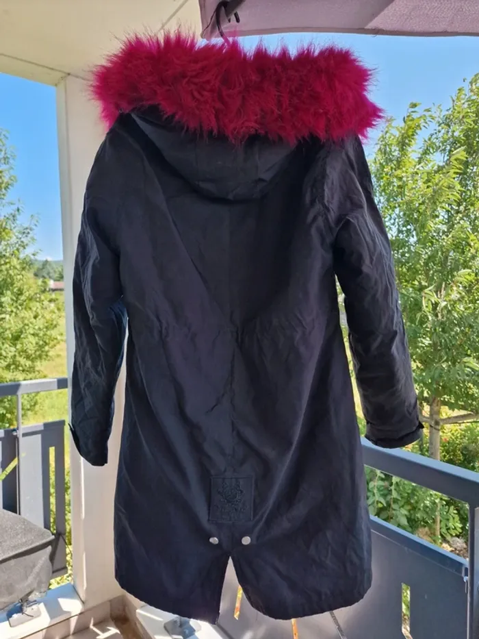 Manteau grosse fourrure fuschia - photo numéro 2