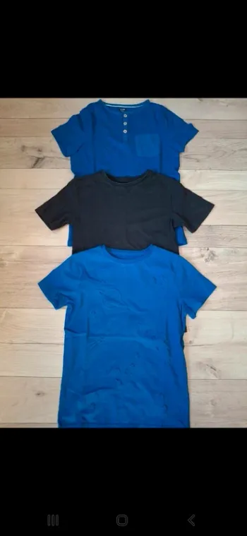 Tea shirts 10 ans