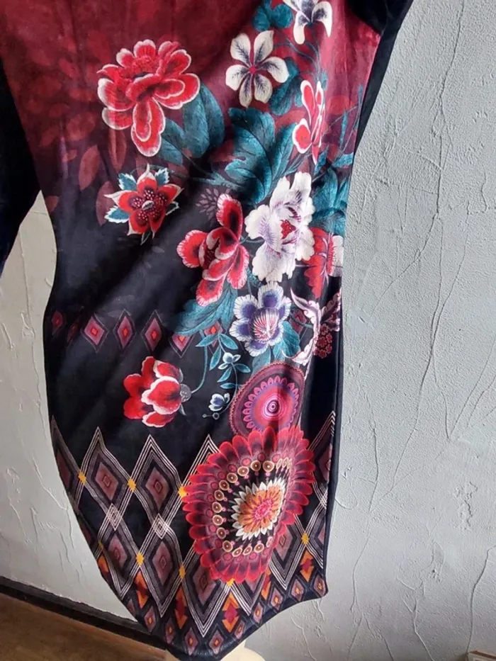 Robe imprimée florale originale Taille M/L - photo numéro 3