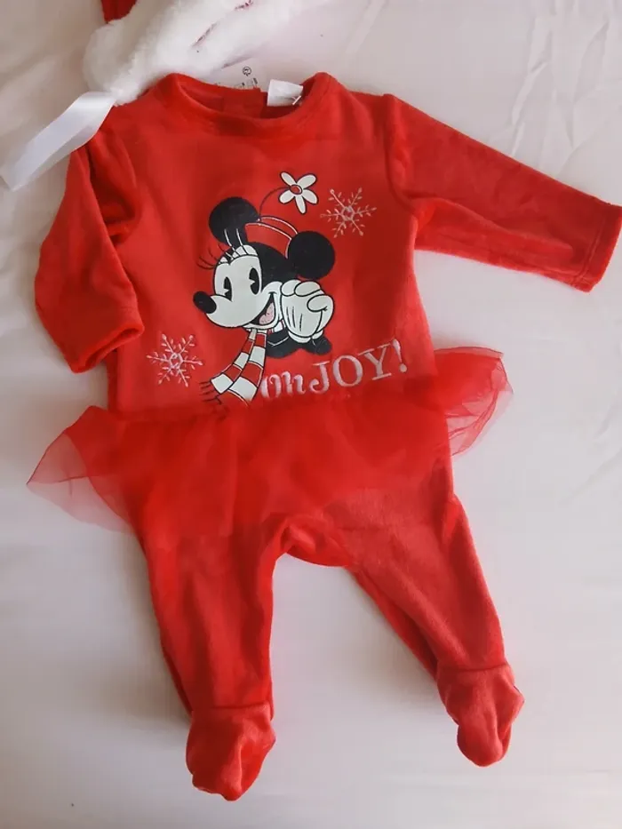 Pyjama de Noël 🎅🎄 neuf 3 mois - photo numéro 3