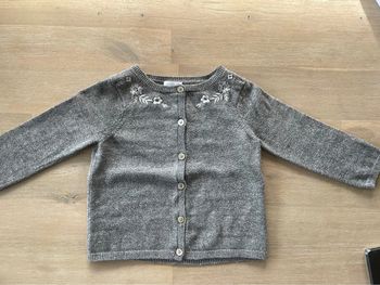 Gilet gris
