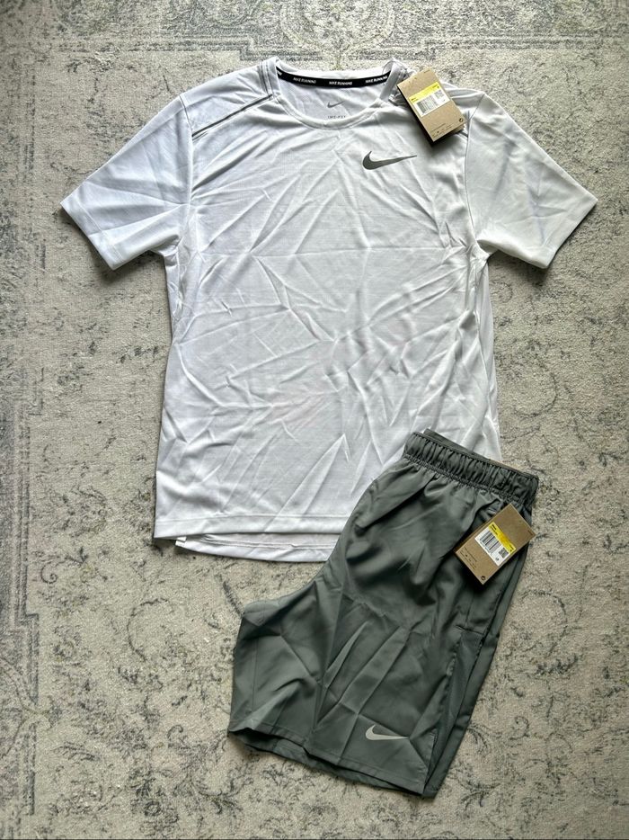 Ensemble Short / T-shirt Nike Running Dri-FIT🏃💨