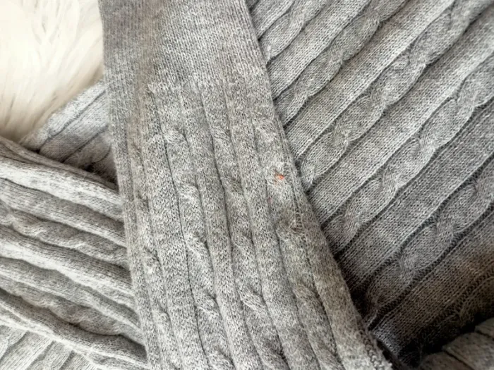 Pull à capuche gris torsadé 12 ans- 150cm - photo numéro 4