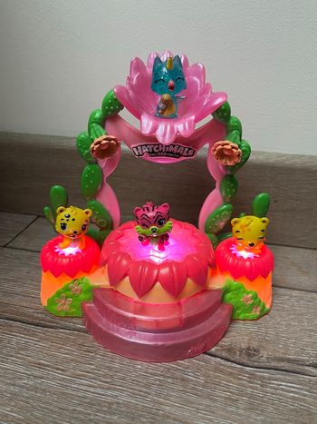 Hatchimals playset lumineux