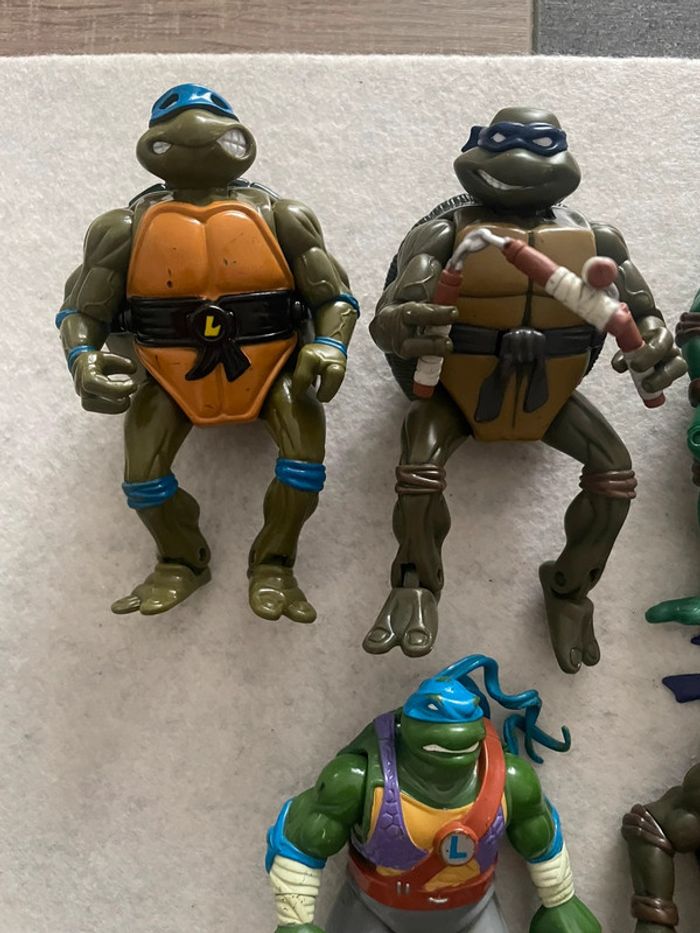 Lot 5 Figurines Tortues Ninja - photo numéro 2