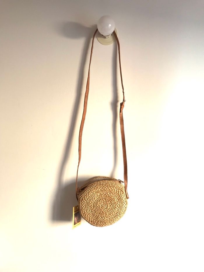 Petit sac en osier fait à Madagascar neuf avec étiquette - photo numéro 7