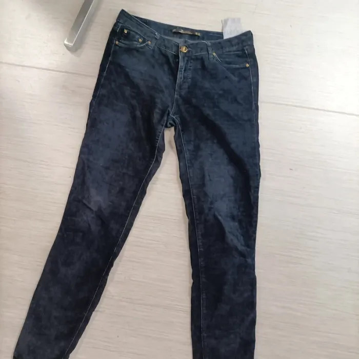 12 pantalons femme taille M variés coupe droite, slim, cargo, imprimés - photo numéro 5