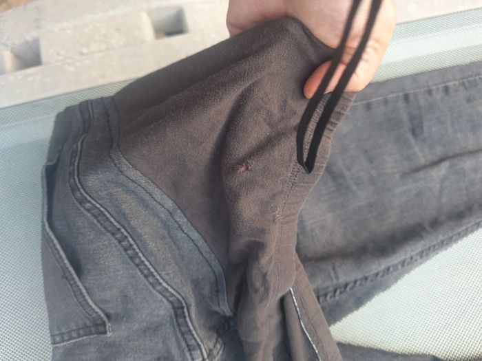 Jean grossesse avec bande - photo numéro 3