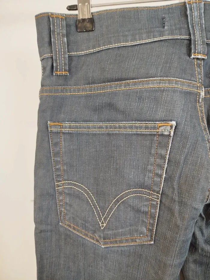 Jean Levi’s 511 Slim - Taille W30 L32/ 38FR - Coupe ajustée moderne A605 - photo numéro 6