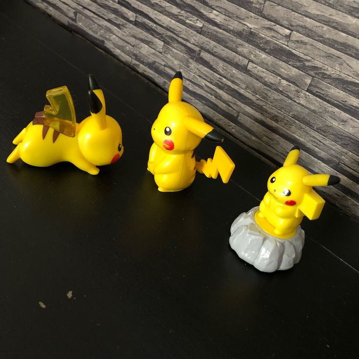 Lot de 3 pikachu Pokémon - photo numéro 4