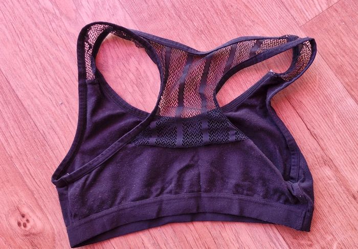 Lot de 3 brassières TBE taille 10/12ans.xxs.12/14 ans - photo numéro 7