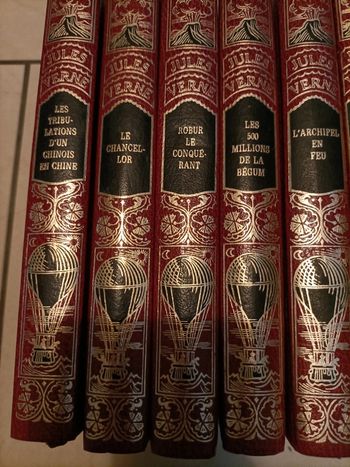 8 Livre jules verne éditions famot 1979