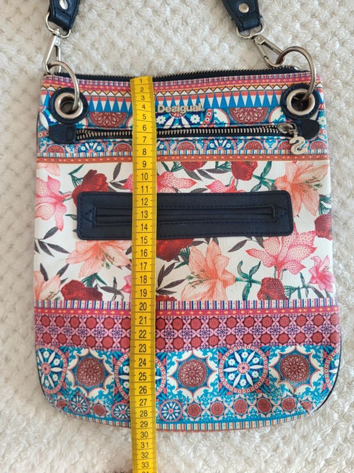 Sacoche sac 👜 bandoulière Desigual état neuf - photo numéro 6