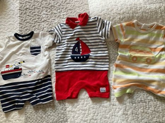 Lot 3 pyjamas short T 3 mois