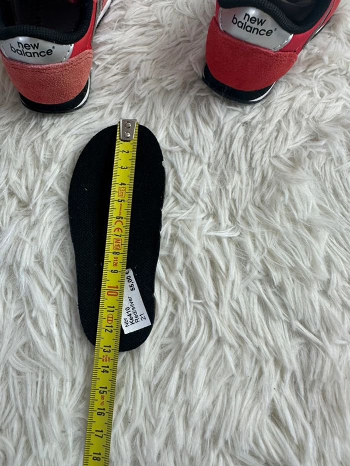 Paire de basket New Balance taille 21 - photo numéro 6