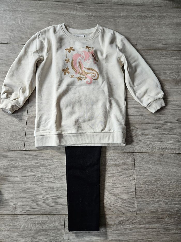 Lot de vêtements filles automne hiver 5 ans - photo numéro 9