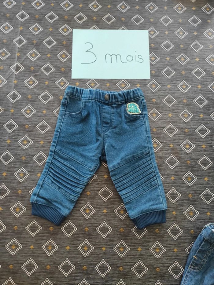 Lot jean 3 mois - photo numéro 2