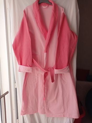 ROBE DE CHAMBRE LBP Rose. NEUVE.