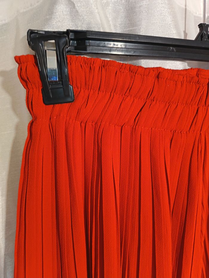 pantalon rouge de Bershka 40 *Spécial FETE* réf R462 S1 - photo numéro 5