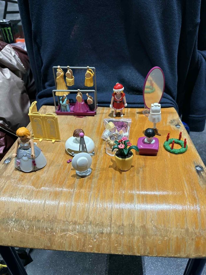 Dressing playmobil avec accessoires personnage