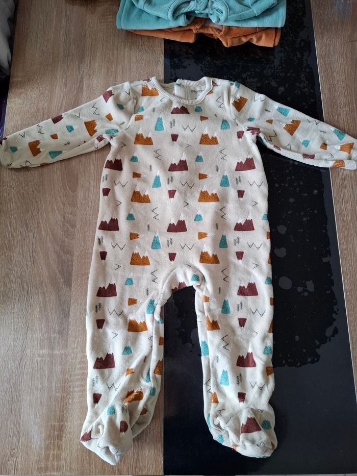 Lots de 3 pyjamas enfant - 23 mois - photo numéro 3