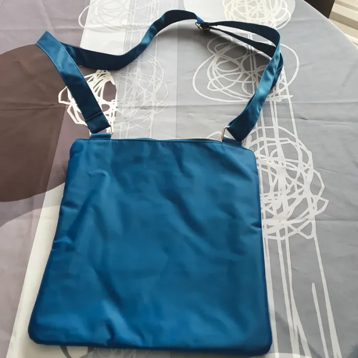 Sac besace nylon neuf - photo numéro 2