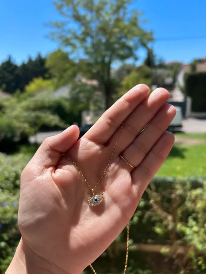 Collier œil protecteur en acier inoxydable plaqué or 18k et zircons - photo numéro 3