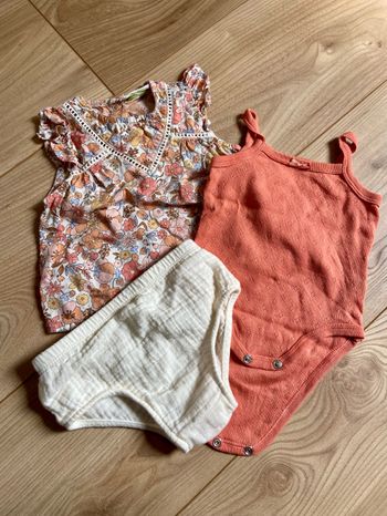 Ensemble fille 3 mois