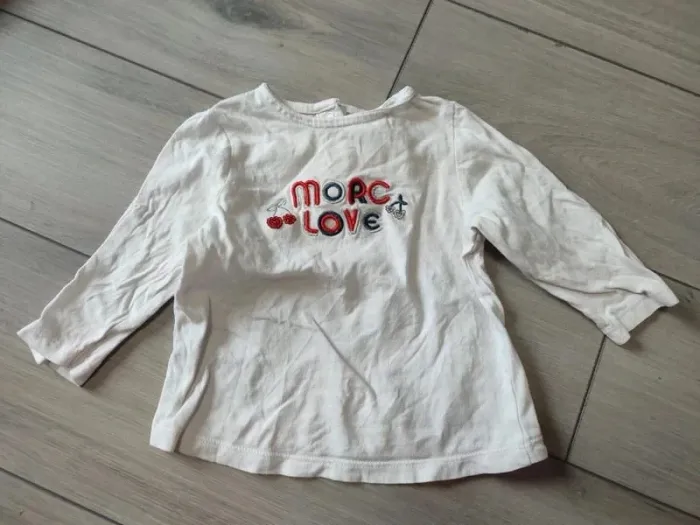 Lot ensemble 2 t-shirts love Kiabi tape a l'oeil leggings 9 mois - photo numéro 7