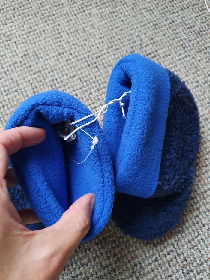 Chaussons neufs taille 24 - photo numéro 4