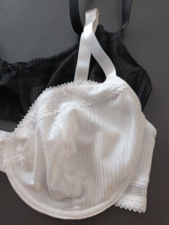 Soutien gorge 95E - photo numéro 2