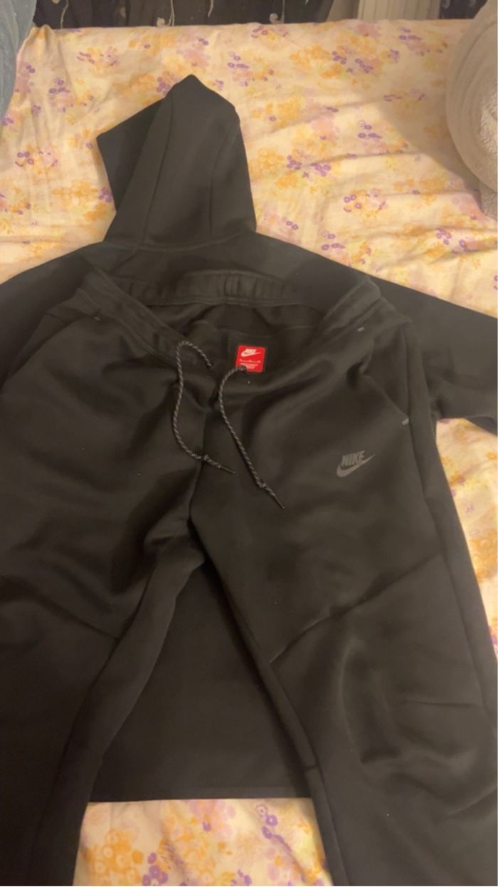 Nike tech - photo numéro 4