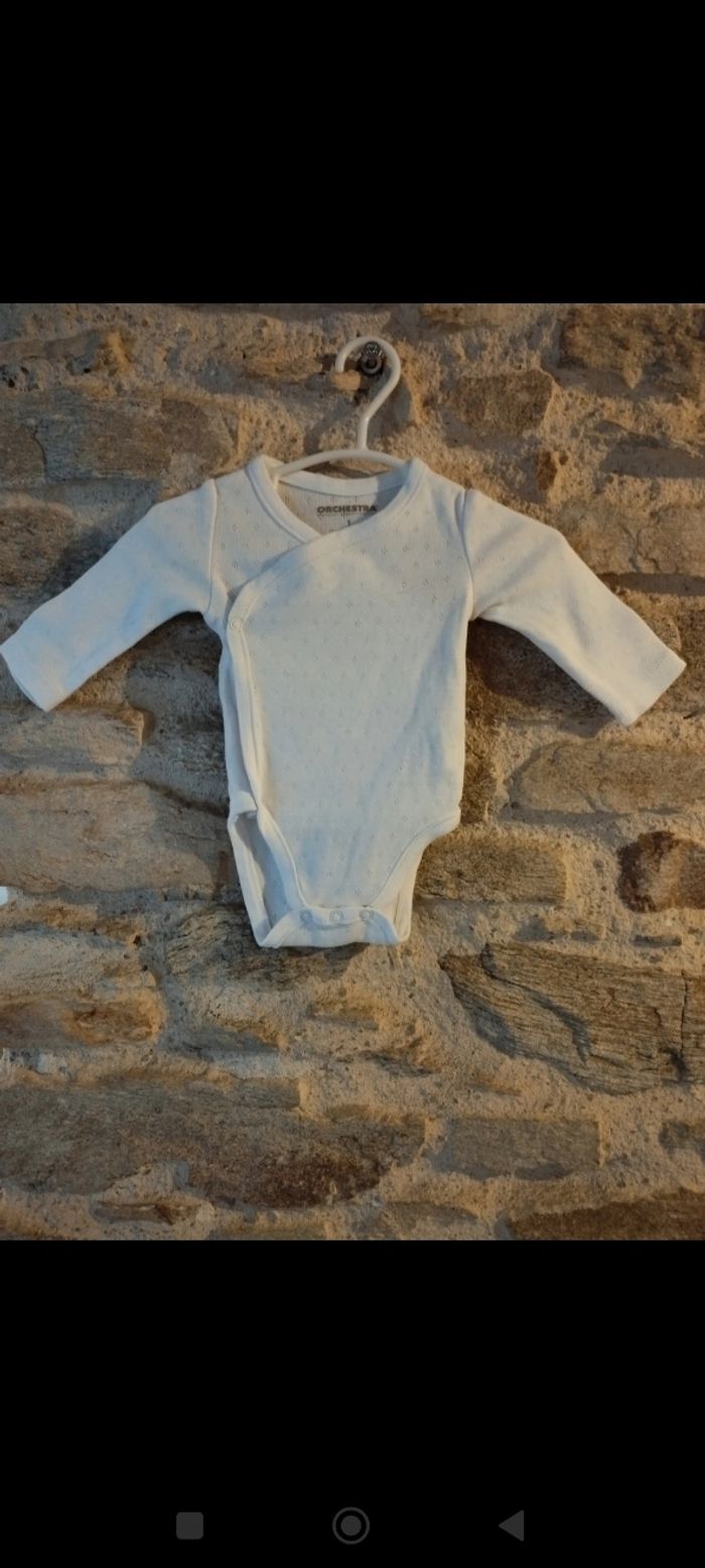 Lot de 7 bodies orchestra, ouverture sur le devant, taille 1mois - photo numéro 8