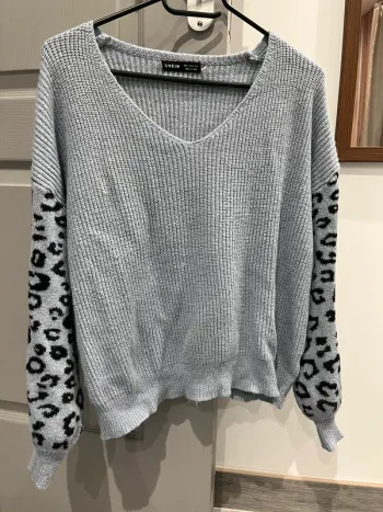 Pull manches léopards