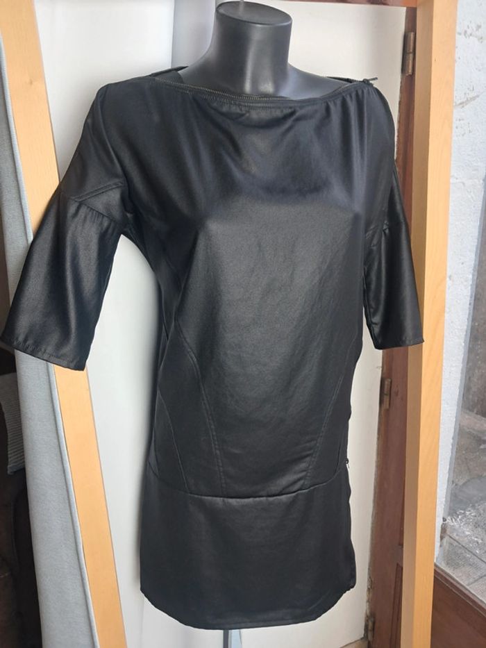 Ikks robe noire T.36 en tbe - photo numéro 2