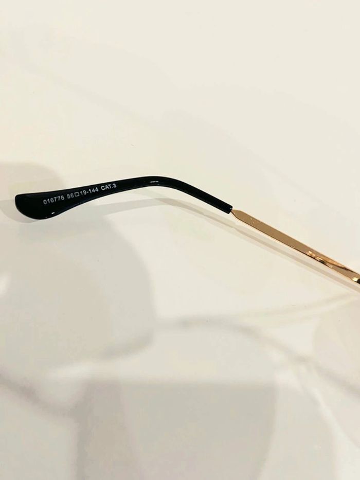 Lunette de soleil mixte noire et dorée verres dégradés UV protection catégorie 3 - photo numéro 4