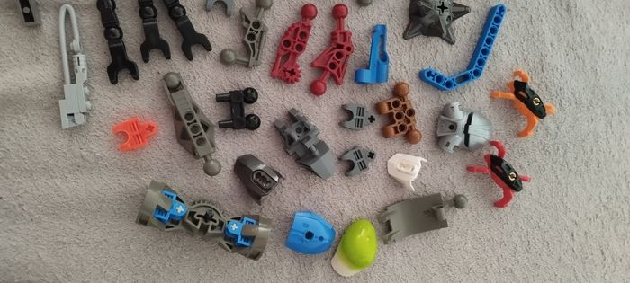 Lot de pièces lego bionic diverses - photo numéro 4