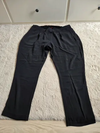 Pantalon noir taille 50