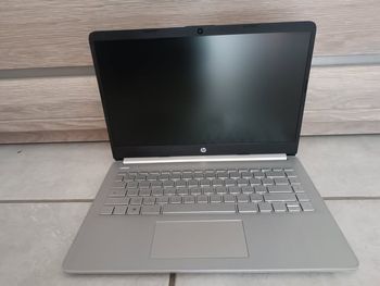 💻 HP Laptop 14s-dq0006sf – 14" HD / Intel Celeron N4120 / 8 Go RAM / 128 Go eMMC / Windows 11