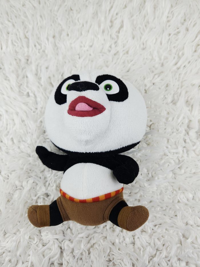 Peluche doudou Po Ping marque Kung Fu Panda 🎅 - photo numéro 2
