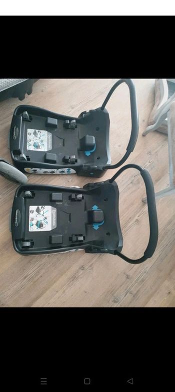 Lot 2 bases auto cosy creatis fix