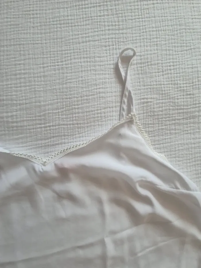 Débardeur blanc Camaïeu dentelle et broderie - photo numéro 5