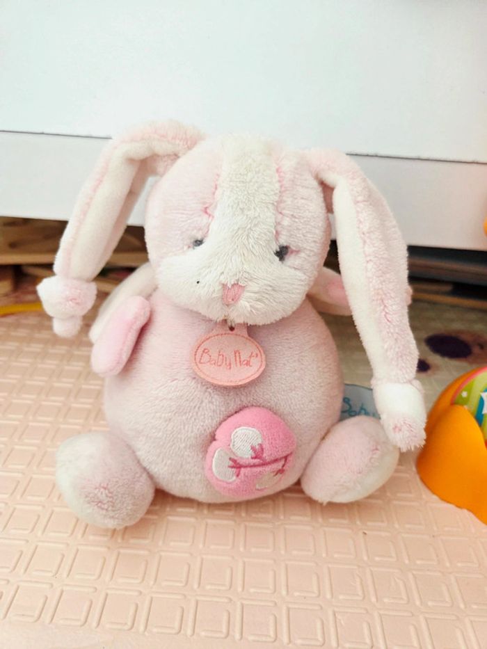Peluche musicale baby nat