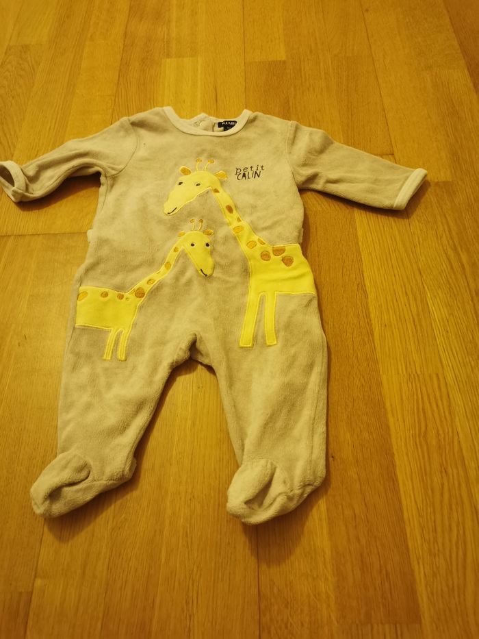 Pyjama 3 mois - photo numéro 5